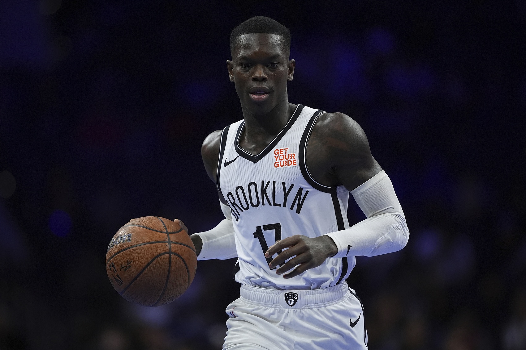 开云棋牌官方关于Uzi迎来三赛季出色发挥，SKT观众热烈欢呼！上演精彩一战的信息