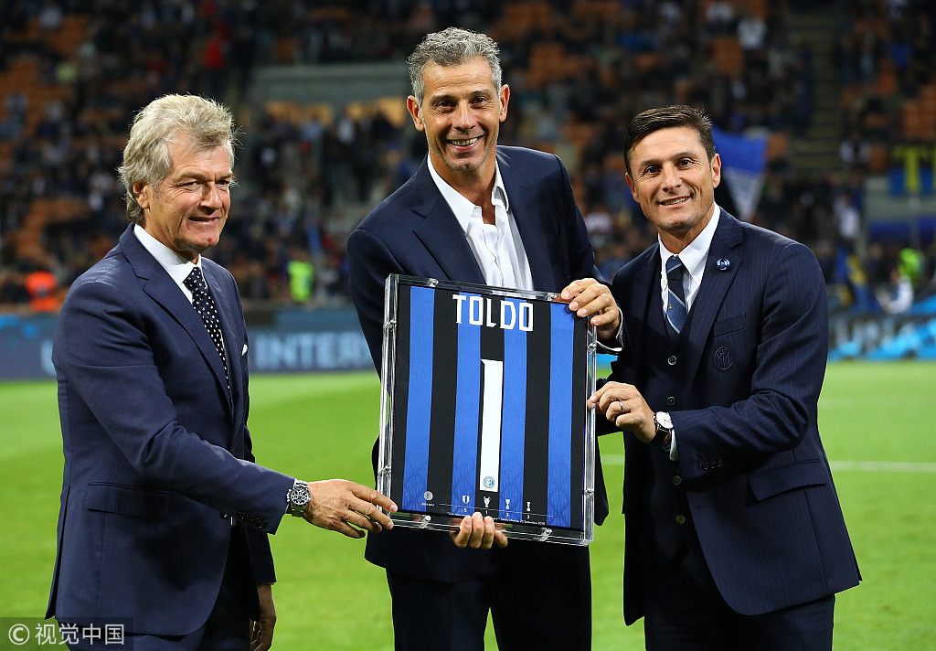 开云棋牌官网罗马训练开放日，今夜绝杀压哨引欢呼，德国杯在即，临场指挥获称赞的简单介绍