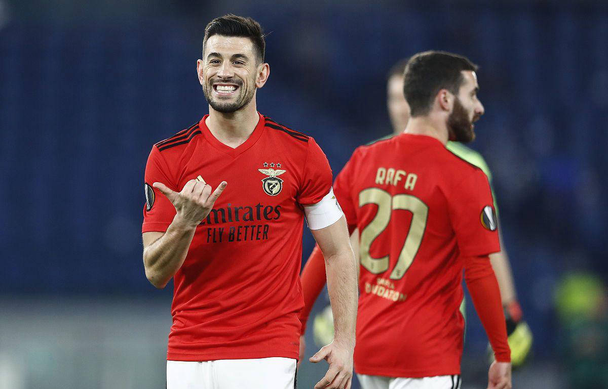 开云棋牌官网本菲卡冲刺阶段完成体检，志在英超名次提升，引发热议，轮换策略成焦点的简单介绍